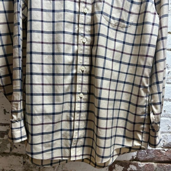 Brooks Brothers Non Iron Cream and Blue Casual Button Down Shirt Men’s Medium - Picture 9 of 9